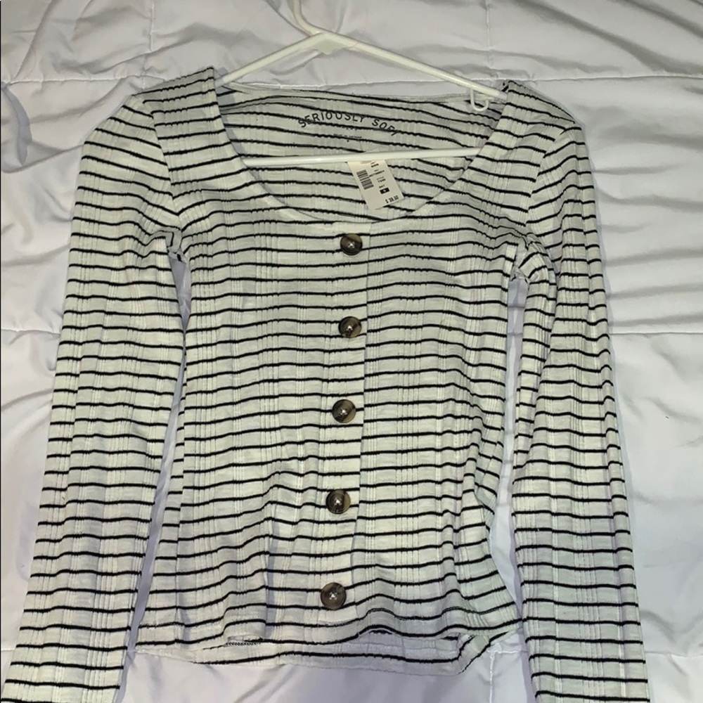 Aeropostale seriously soft top